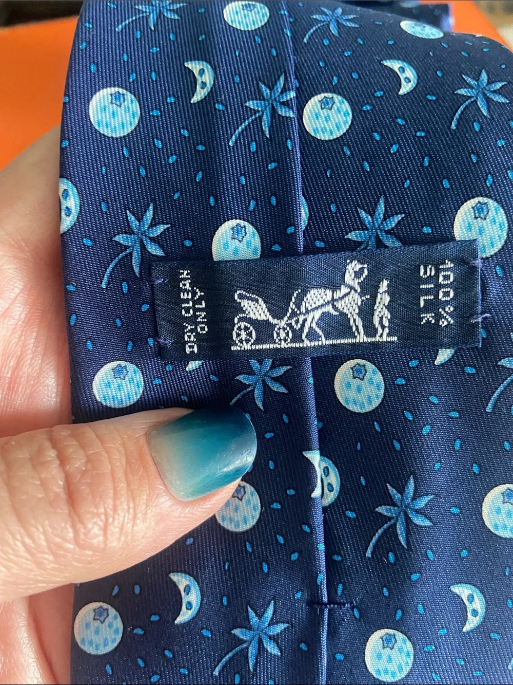 HERMÉS 7804 FA Whimsical Navy Blue Berry Silk Tie Crescent Moon Star Palm New
